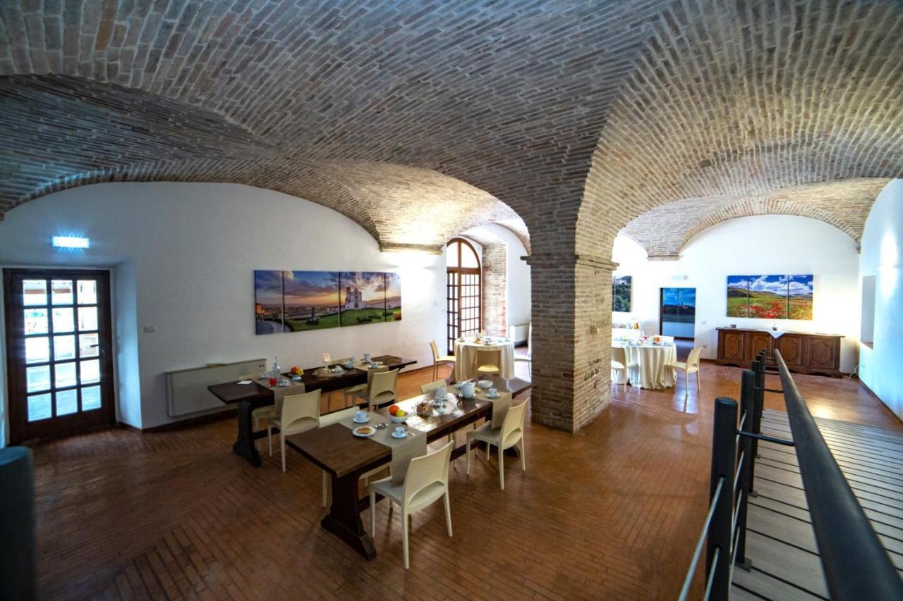 Il Monastero Di Bevagna Bed & Breakfast エクステリア 写真