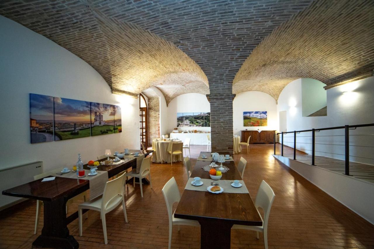 Il Monastero Di Bevagna Bed & Breakfast エクステリア 写真