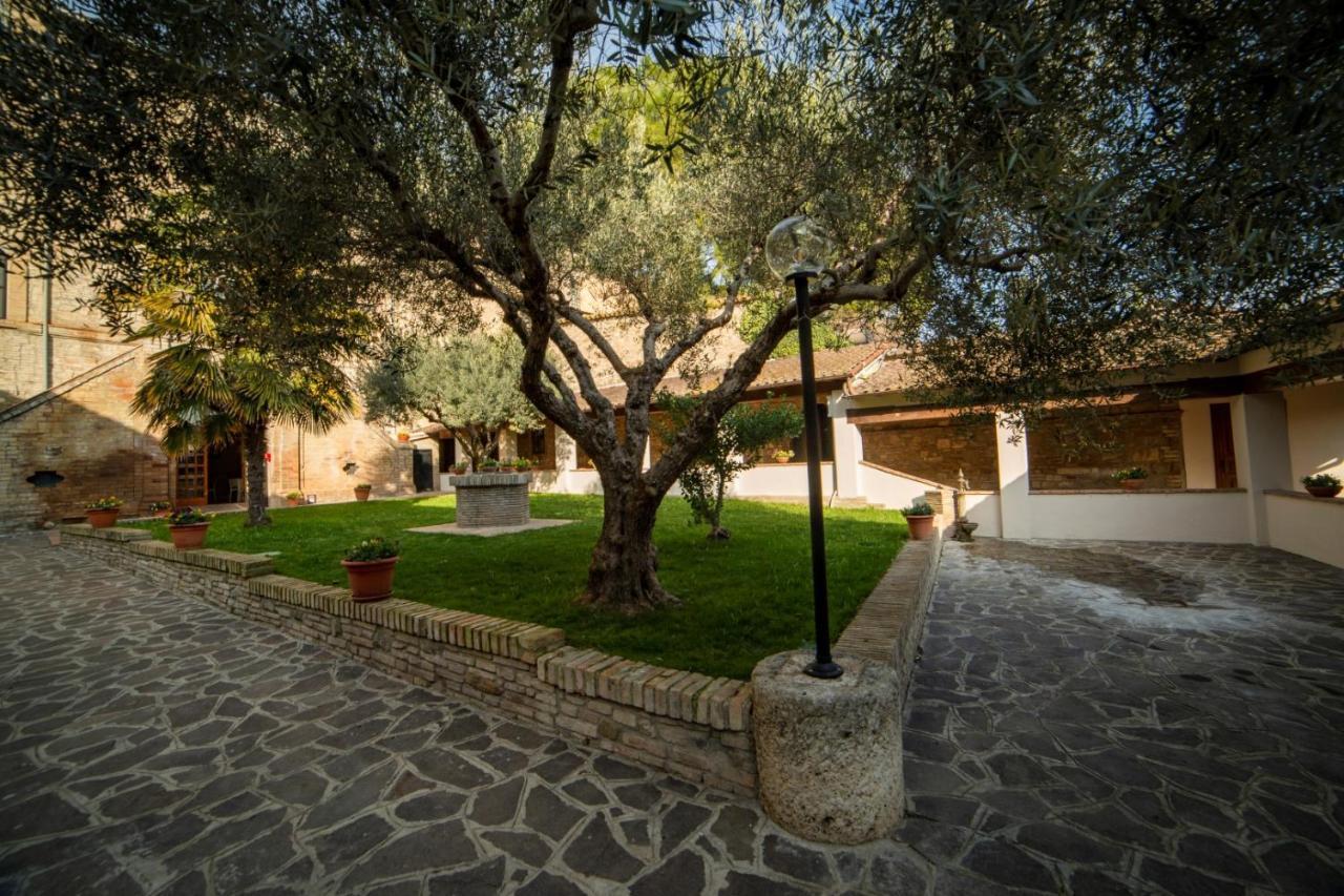 Il Monastero Di Bevagna Bed & Breakfast エクステリア 写真