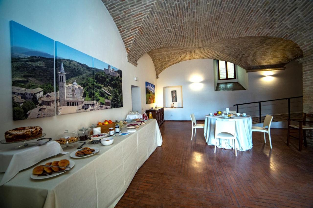 Il Monastero Di Bevagna Bed & Breakfast エクステリア 写真